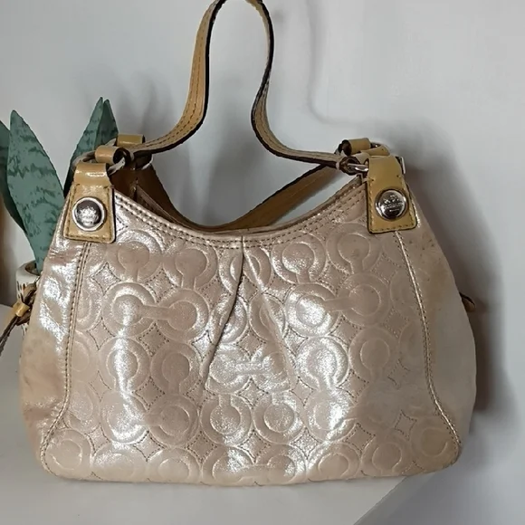 Coach Shimmering Beige Shoulder Bag Y2K 90s Hobo Mia - Picture 11 of 13